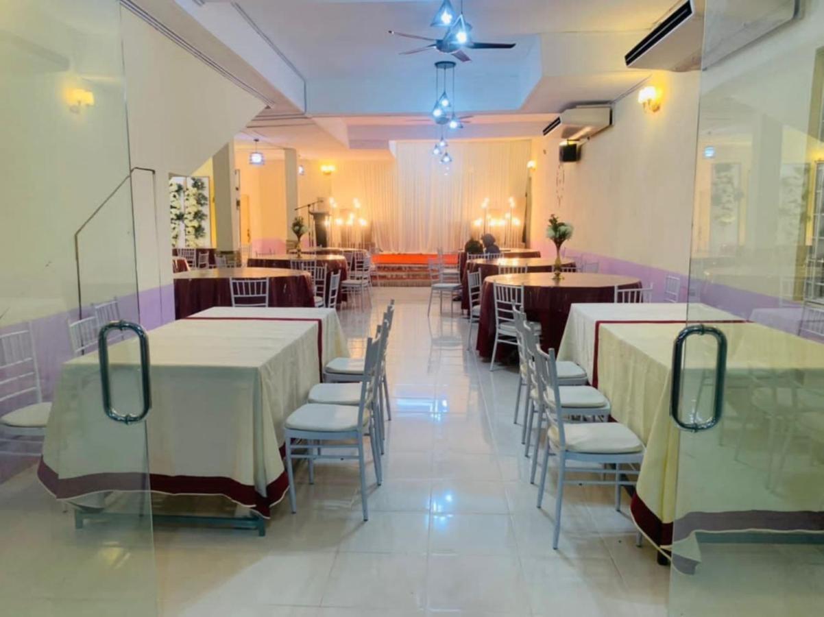 Oyo 90404 Hotel Z Dirgahayu 313 Pasir Mas Exterior foto